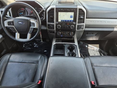 Used 2019 Ford F250 Lariat w/ Lariat Value Package AWD/4WD image 12