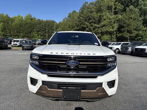 Used 2025 Ford Expedition King Ranch AWD/4WD image 2