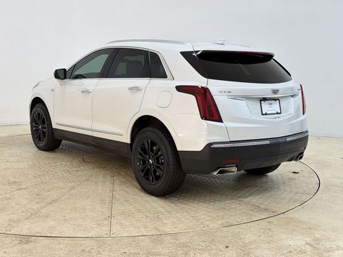 Used 2021 Cadillac XT5 Luxury FWD image 3