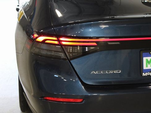 Used 2024 Honda Accord EX image 38