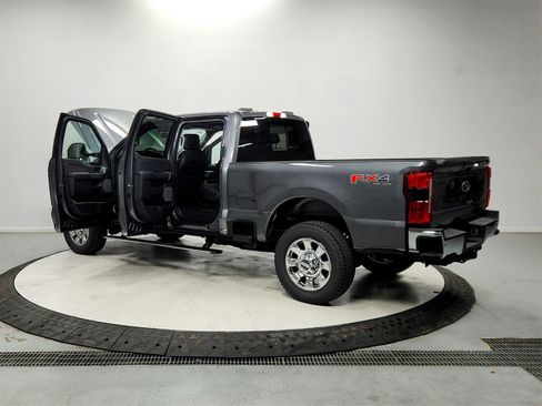 New 2026 Ford F250 Lariat w/ Lariat Ultimate Package image 13
