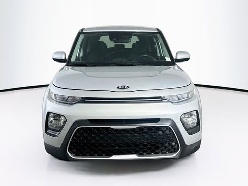 Used 2021 Kia Soul S FWD image 2