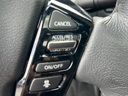 Used 2022 Nissan Frontier PRO-4X w/ Pro-4X Premium Package AWD/4WD image 18