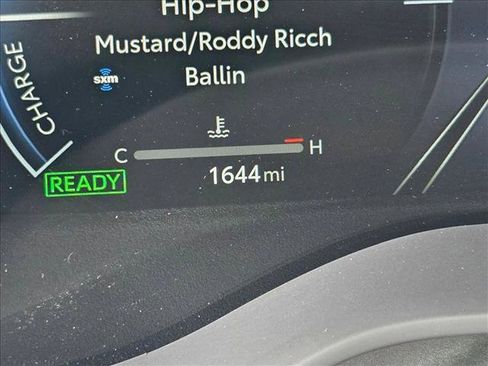 Certified 2025 Toyota Sienna Platinum image 10