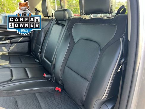 Used 2022 RAM 1500 Laramie AWD/4WD image 19