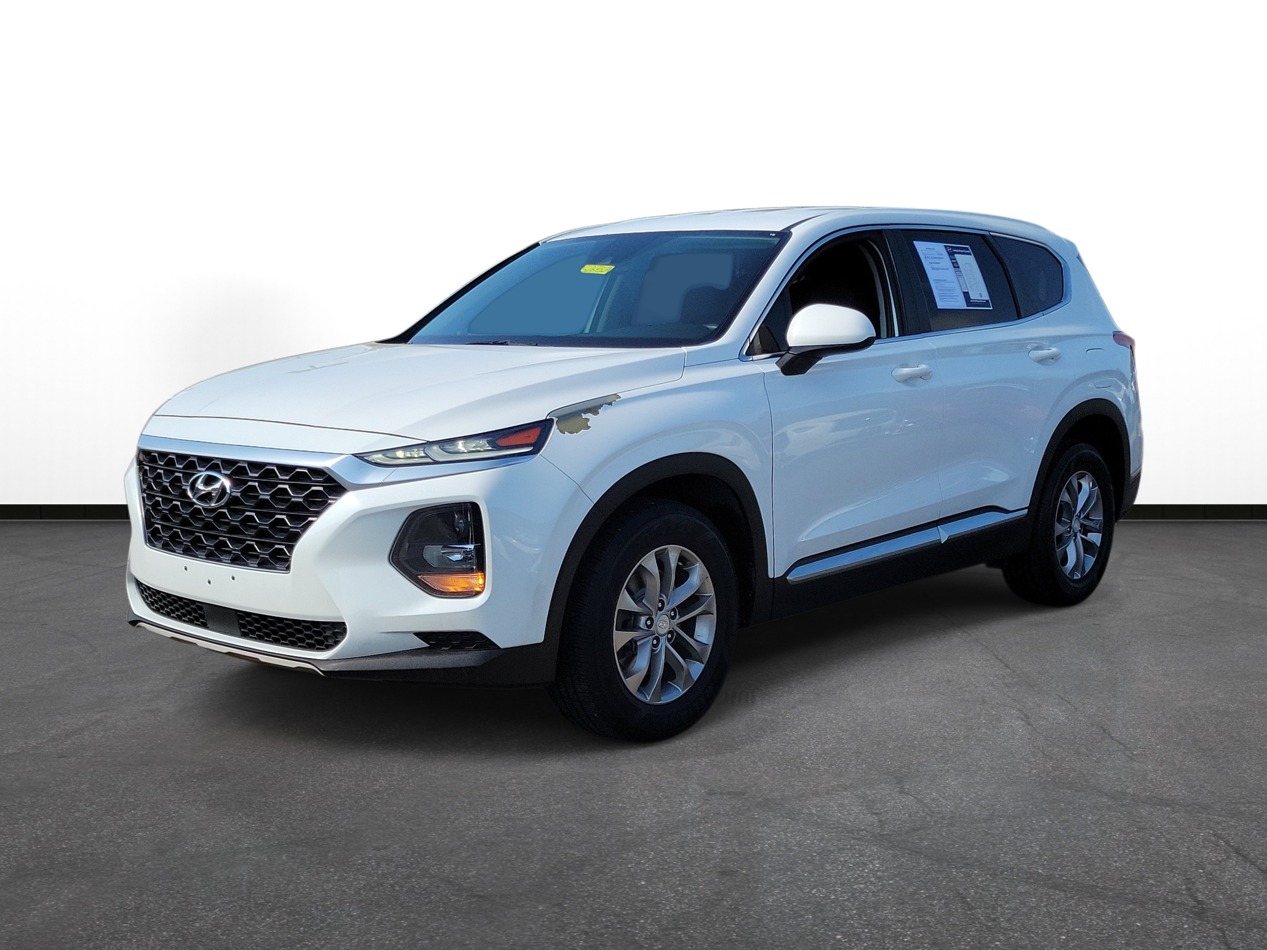 Used 2019 Hyundai Santa Fe SE AWD/4WD image 2