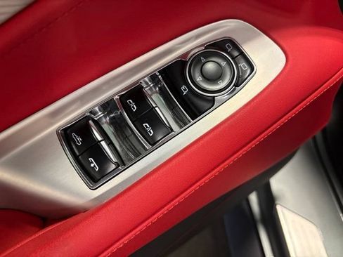 Used 2022 Chevrolet Corvette Stingray Preferred Conv w/ Z51 Performance Package RWD image 25