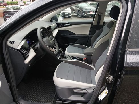 New 2025 Volkswagen Taos S image 9