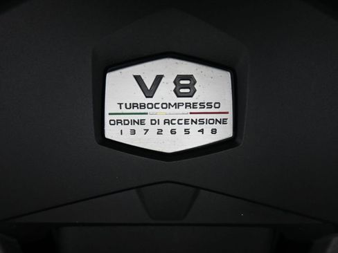 Used 2021 Lamborghini Urus AWD/4WD image 30
