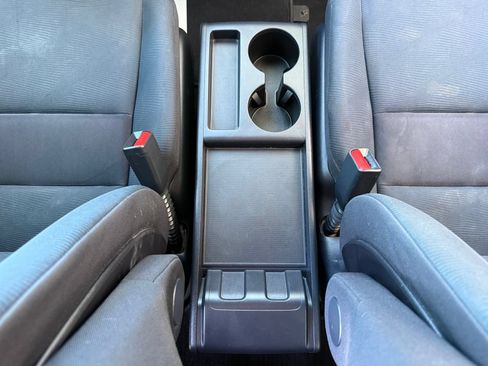 Used 2010 Honda CR-V LX image 23