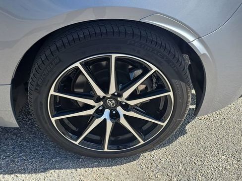 Used 2022 Toyota GR86 w/ ALL Weather Mat Package (TMS) image 32