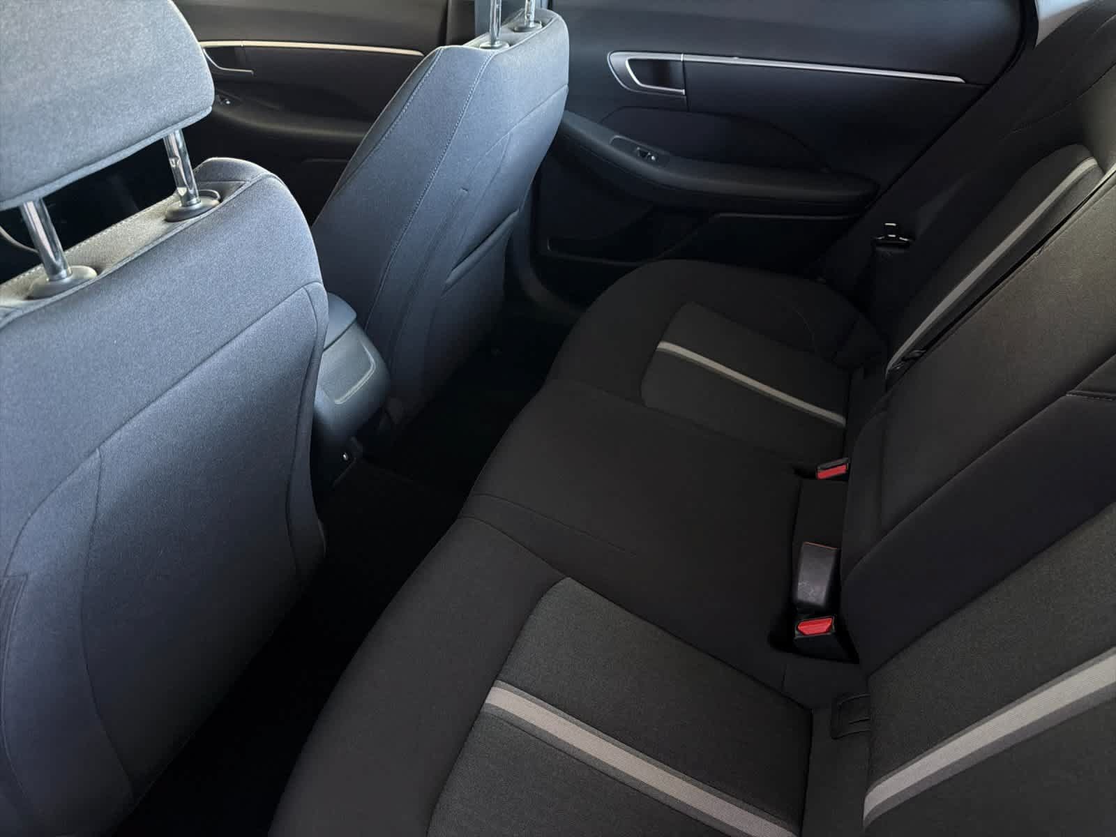 Used 2025 Hyundai Sonata SEL FWD image 4