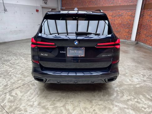 Certified 2024 BMW X5 xDrive40i w/ M Sport Package AWD/4WD image 4
