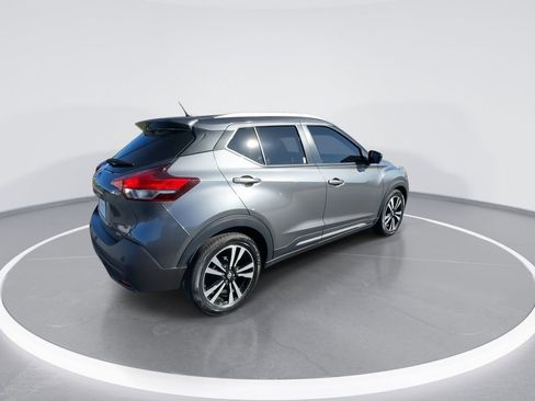 Used 2020 Nissan Kicks SR w/ SR Premium Package image 8