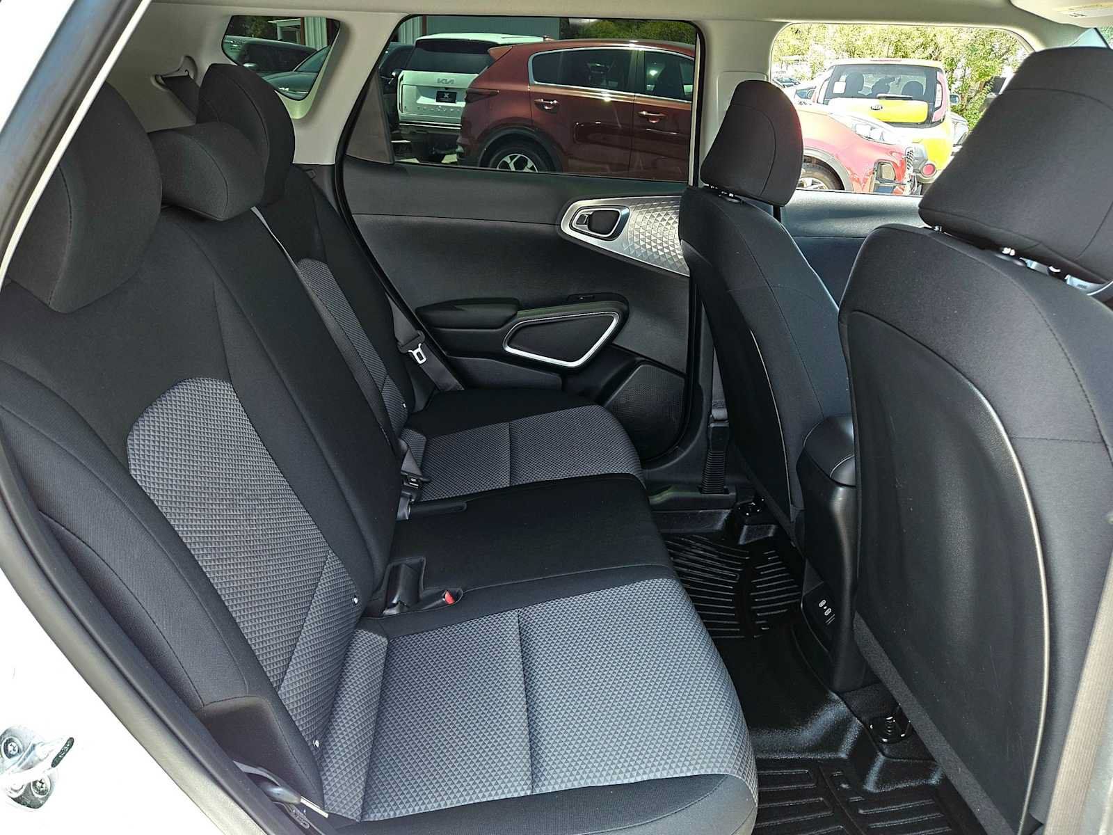 Certified 2023 Kia Soul S FWD image 18