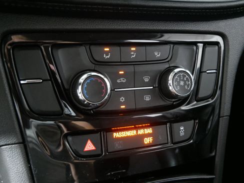 Used 2020 Buick Encore Preferred w/ Safety Package AWD/4WD image 23