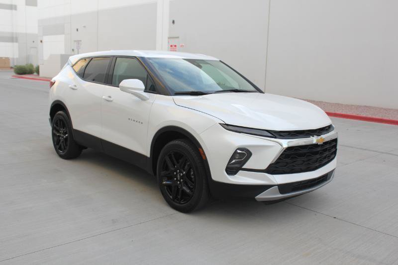 Used 2023 Chevrolet Blazer LT w/ Driver Confidence Package FWD image 4