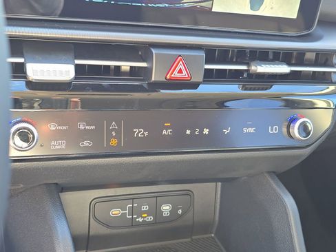 New 2026 Kia Sportage SX FWD image 28