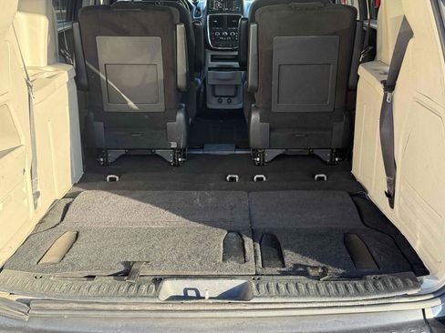 Used 2016 Dodge Grand Caravan SE w/ Quick Order Package 29E SE FWD image 20