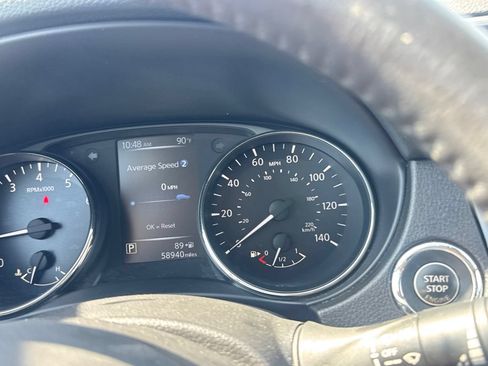 Certified 2017 Nissan Rogue SL w/ SL Premium Package AWD/4WD image 41