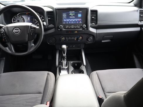 Used 2023 Nissan Frontier SV w/ Midnight Edition Package RWD image 22