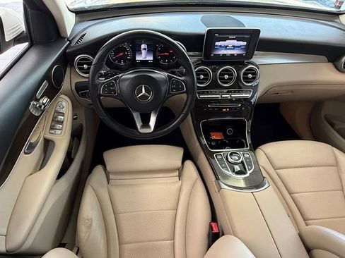 Used 2019 Mercedes-Benz GLC 300 image 13