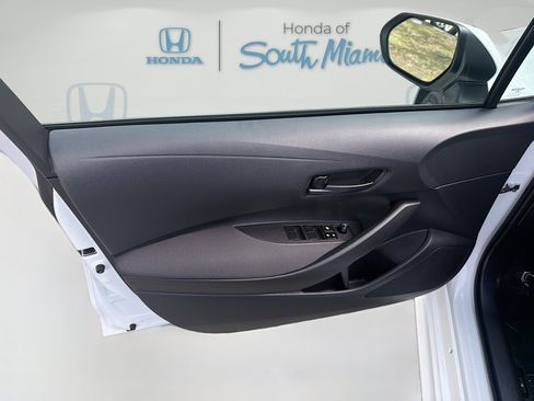 Used 2025 Toyota Corolla LE FWD image 19