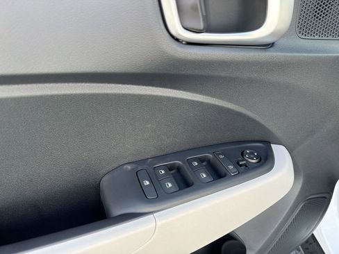 New 2026 Hyundai Venue SEL image 14