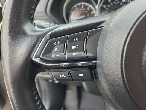 Used 2021 MAZDA CX-5 Touring image 22