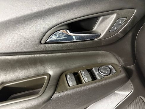 Used 2023 Chevrolet Equinox LT FWD image 24