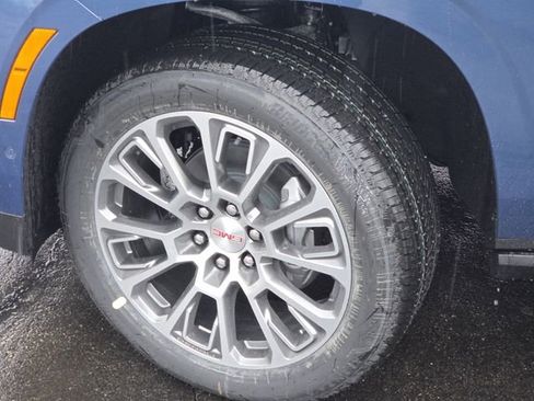 New 2026 GMC Yukon XL Denali w/ Sun & Power Step Package image 30