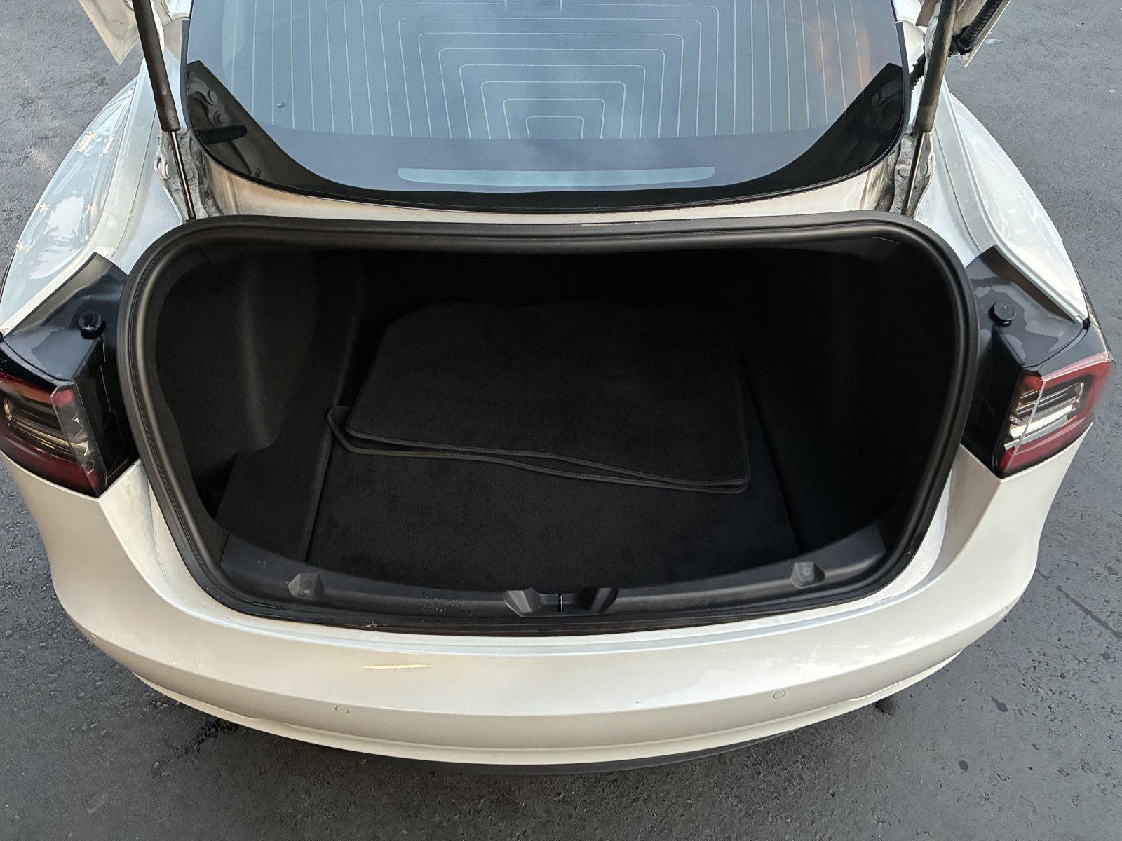 Used 2020 Tesla Model 3 Long Range AWD/4WD image 9