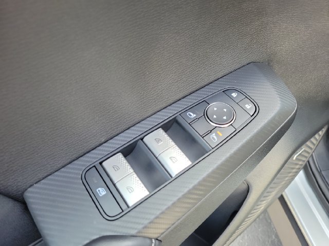 Used 2026 Mitsubishi Outlander ES FWD image 15