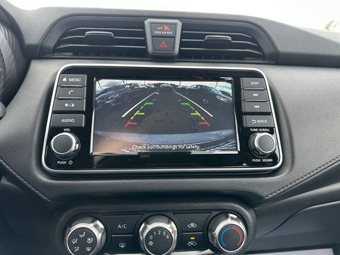 Used 2025 Nissan Versa S w/ Trunk Package image 24