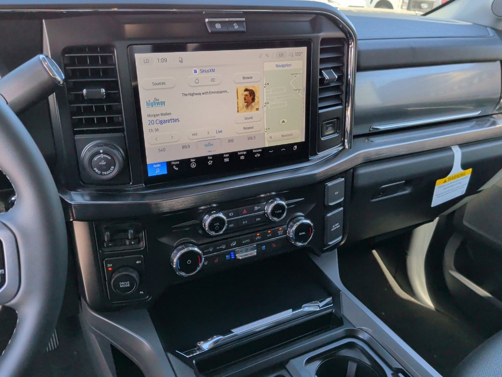 New 2027 Ford F350 Lariat w/ Lariat Premium Package AWD/4WD image 24
