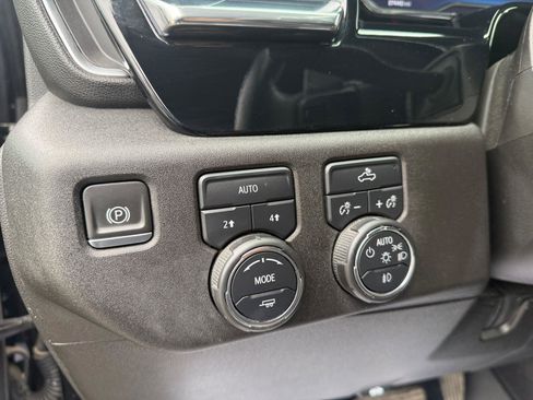 Used 2024 Chevrolet Silverado 1500 RST w/ Redline Edition AWD/4WD image 17