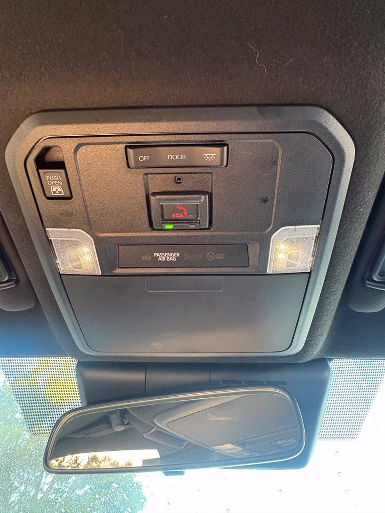 Used 2025 Toyota 4Runner SR5 AWD/4WD image 21