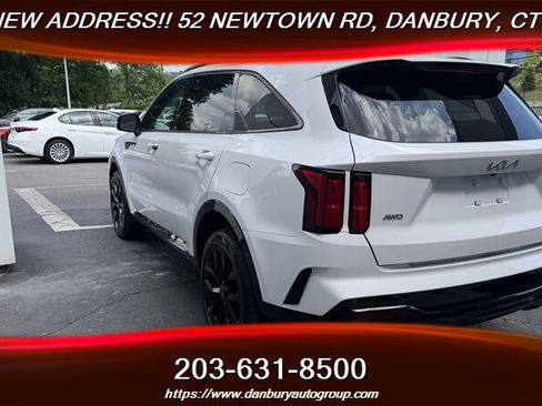 Used 2022 Kia Sorento SX AWD/4WD image 3