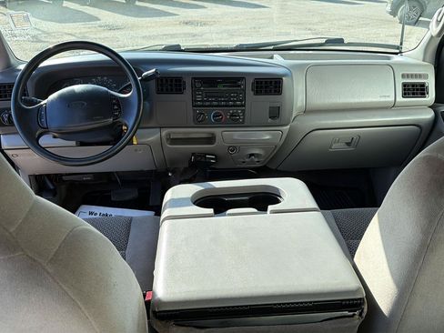 Used 2001 Ford F350 Lariat AWD/4WD image 19