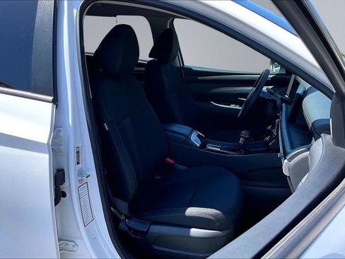 Used 2025 Hyundai Tucson SEL FWD image 13