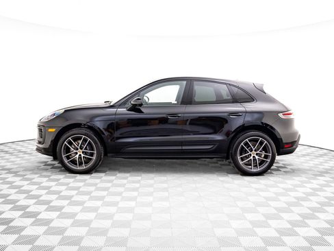 New 2026 Porsche Macan image 2