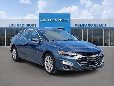 Used 2025 Chevrolet Malibu LT FWD image 1