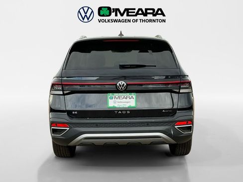 New 2025 Volkswagen Taos SE image 4