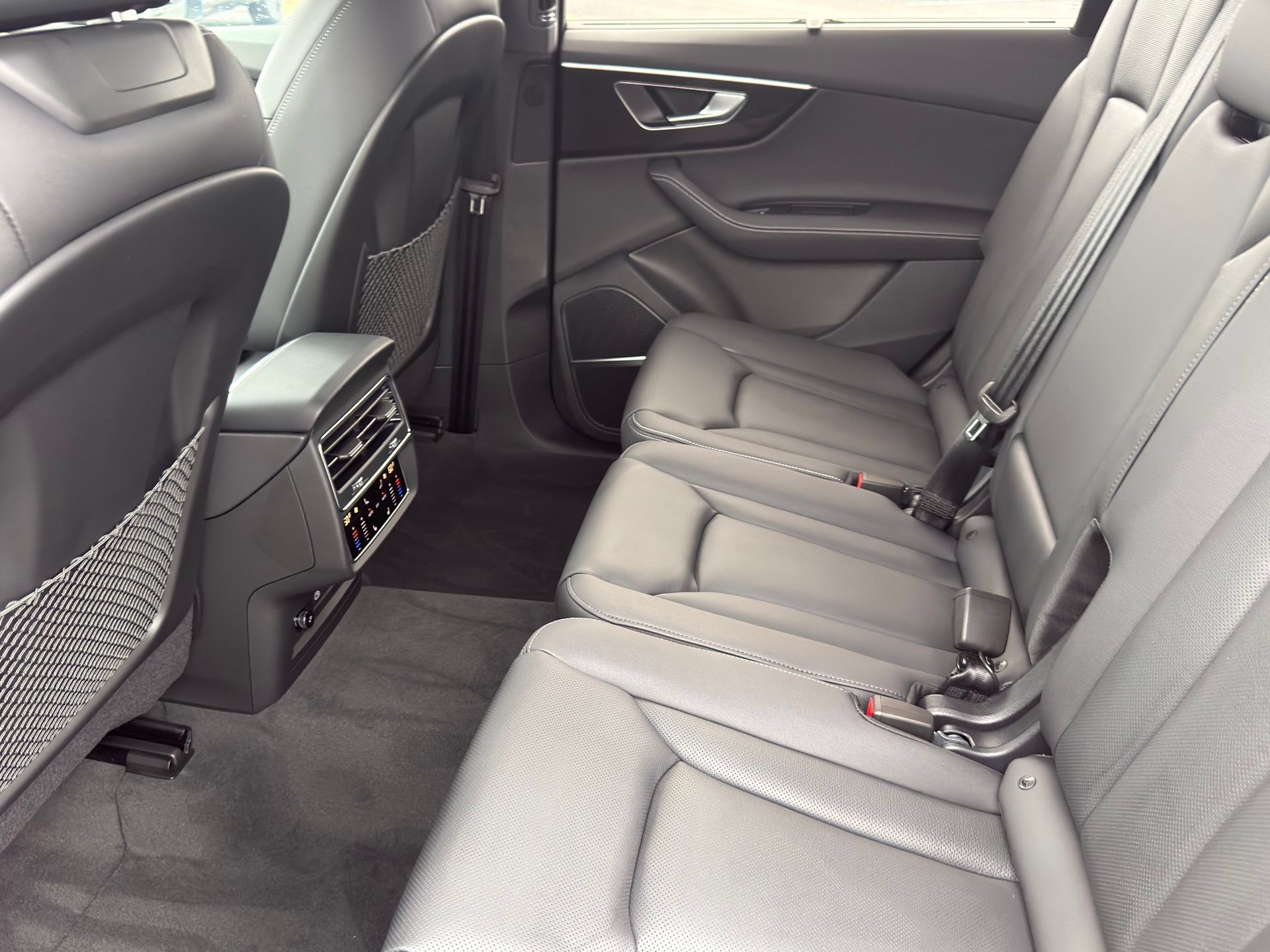 New 2026 Audi Q7 3.0T Premium Plus AWD/4WD image 34