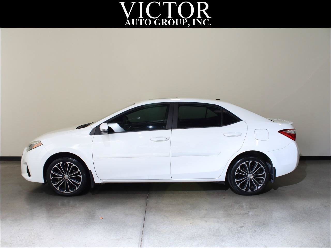Used 2015 Toyota Corolla FWD image 1