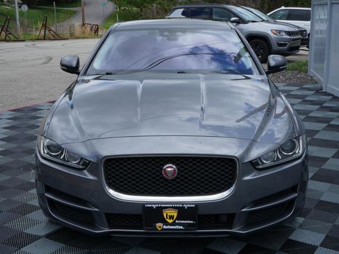 Used 2018 Jaguar XE Prestige AWD/4WD image 14