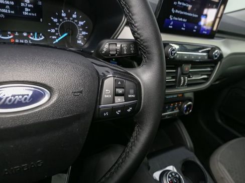 Used 2022 Ford Escape SE w/ Cold Weather Package AWD/4WD image 29