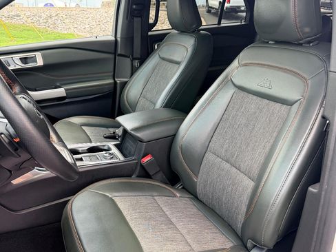 Used 2023 Ford Explorer Timberline w/ Timberline Technology Package AWD/4WD image 13