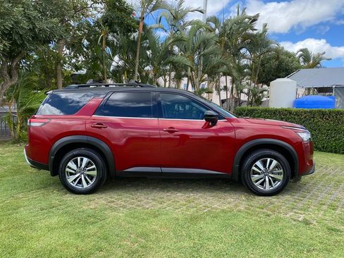 Used 2022 Nissan Pathfinder SL AWD/4WD image 26