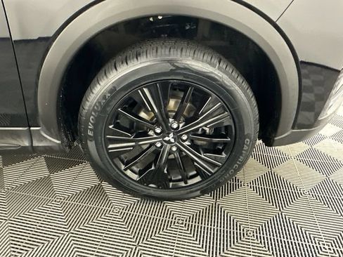 Used 2020 Mitsubishi Eclipse Cross LE AWD/4WD image 30